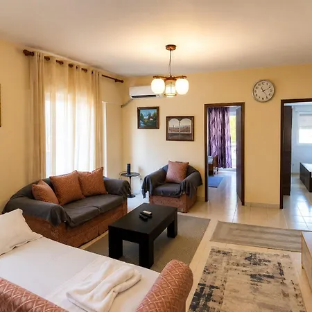 Appartement Komuna's *