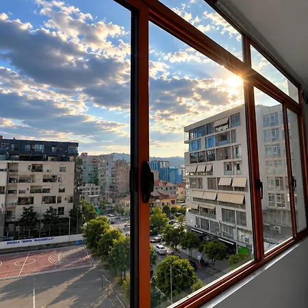 Komuna's Appartement Tirana